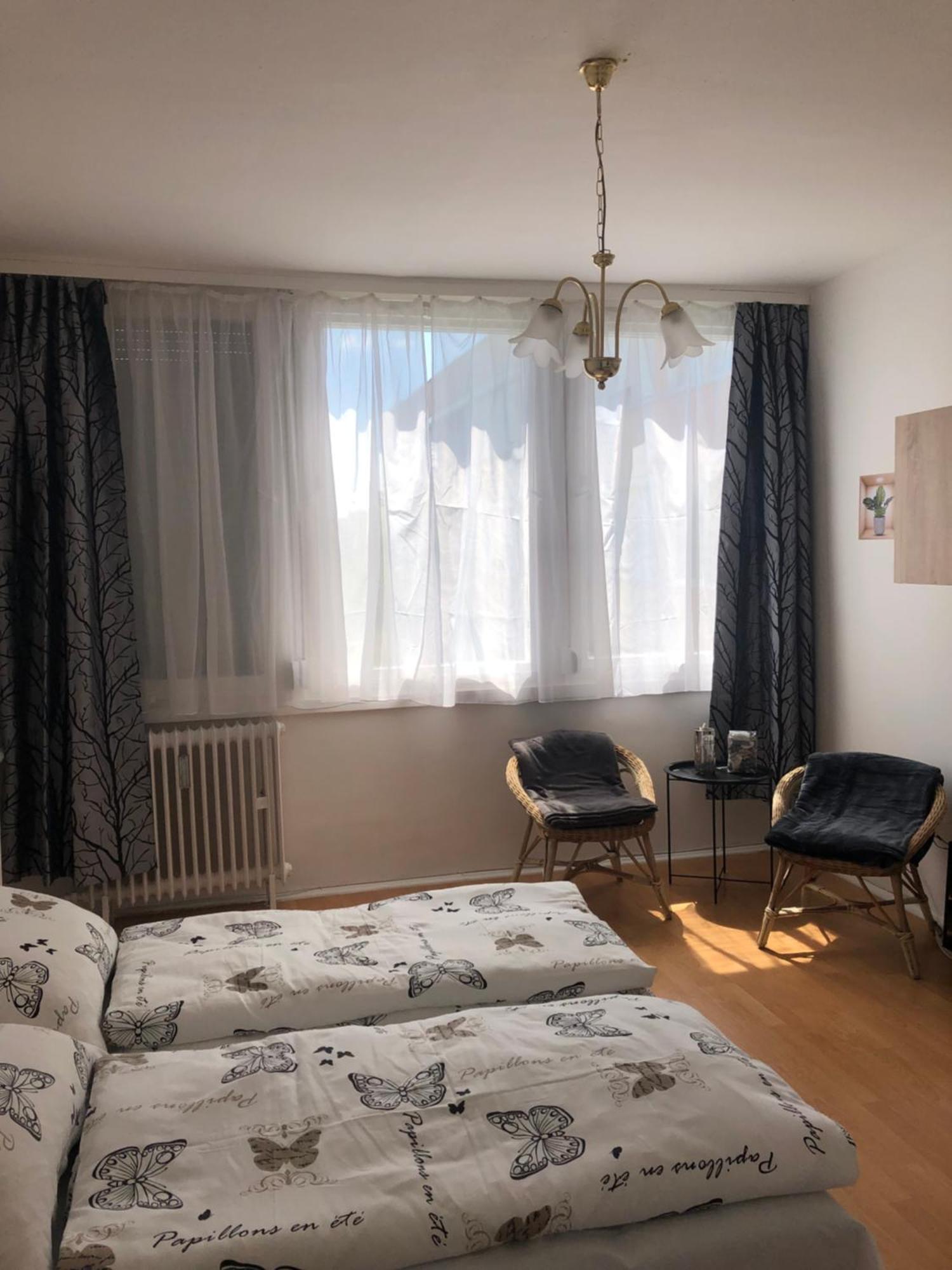 Juti Apartman Eger Extérieur photo