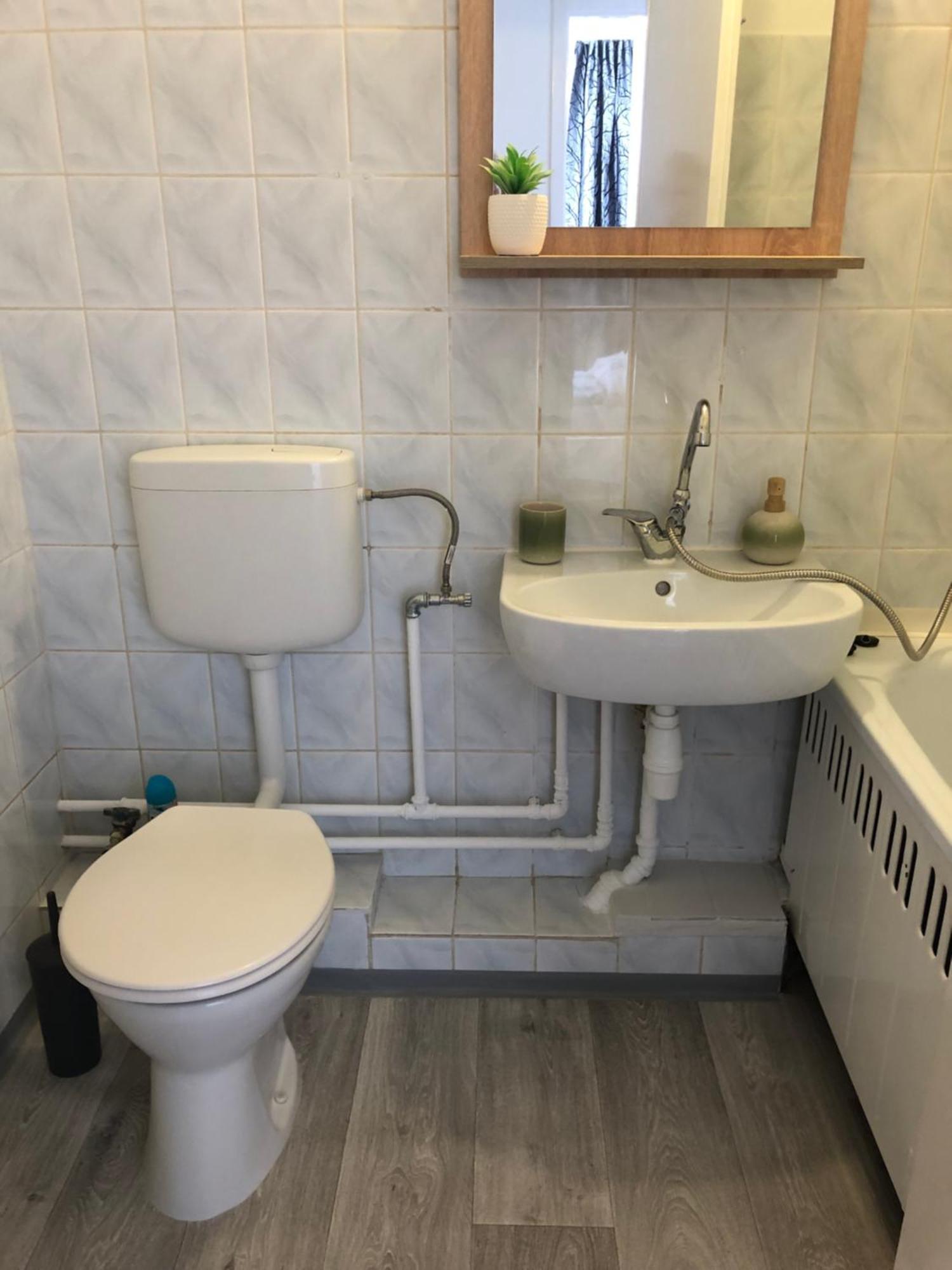 Juti Apartman Eger Extérieur photo